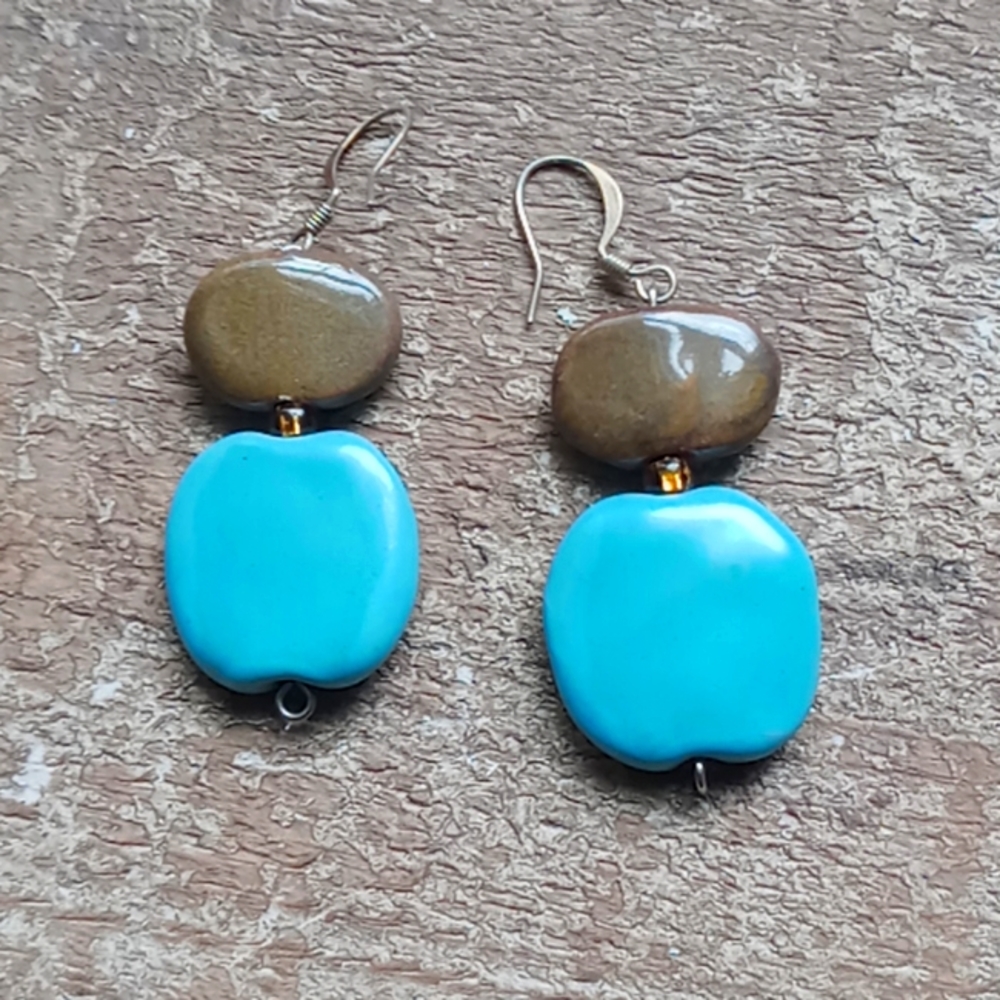 Adorable modern earrings